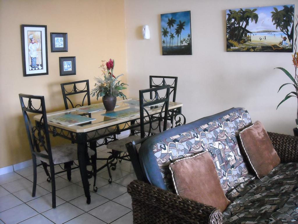 Ocean Front Apartment ลูควิโญ ภายนอก รูปภาพ