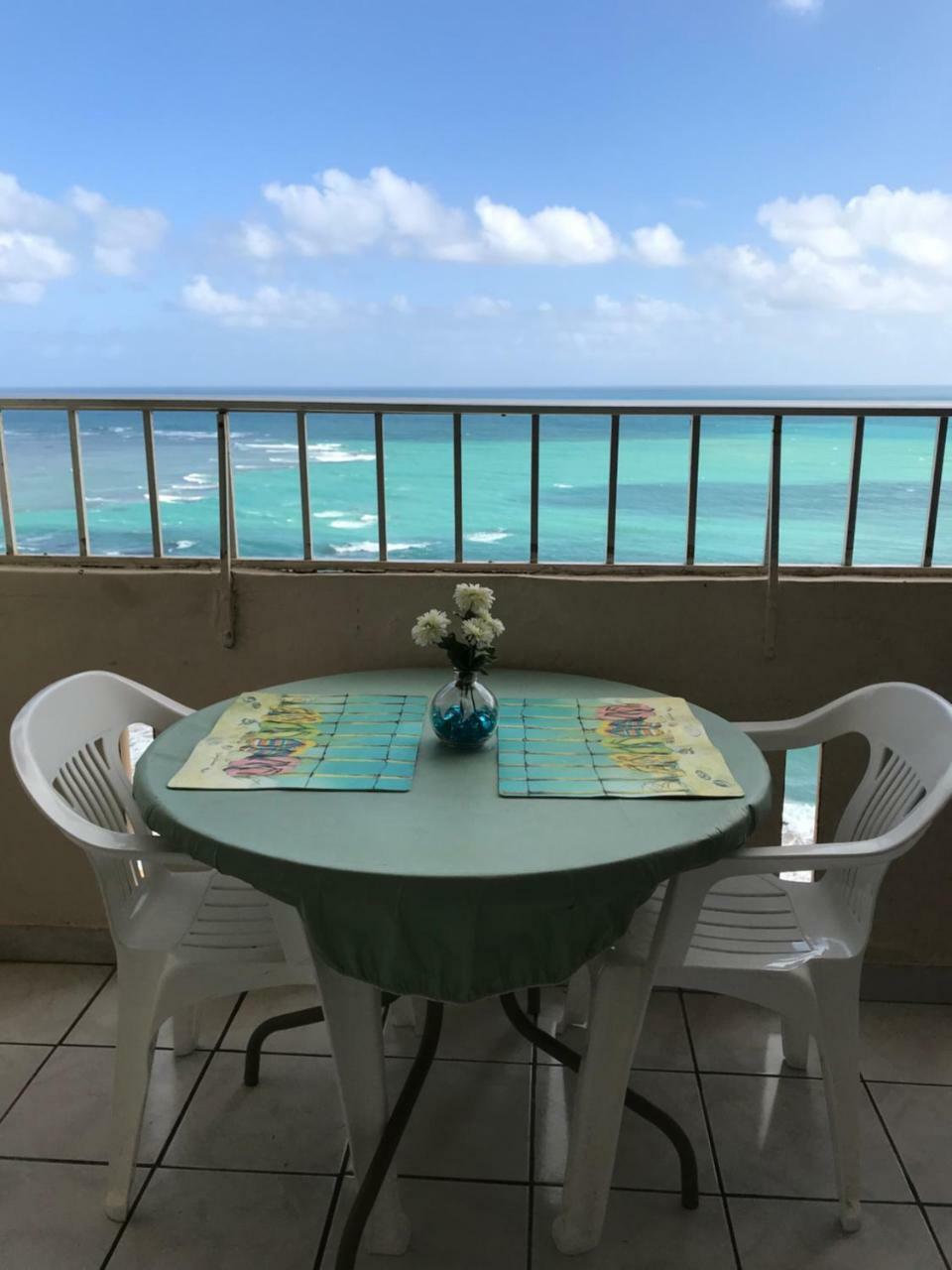 Ocean Front Apartment ลูควิโญ ภายนอก รูปภาพ